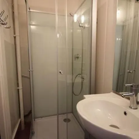 N2 Rez De Chaussee *