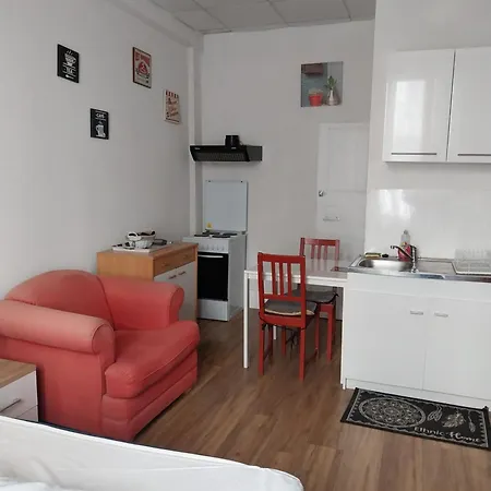 N2 Rez De Chaussee Lejlighed